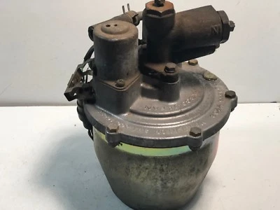 1984 - 1989 Mitsubishi Starion Air Hydraulic Brake Pump Modulator 381 000 10020 - Image 1 of 4