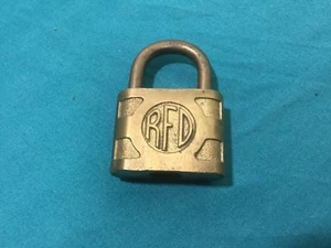 Vintage ACME Padlock, No Keys - Locksmith - Picture 1 of 3