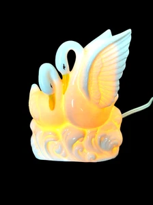 Vintage Christmas Love Swans Porcelain Essential Oils Diffuser / Night Light - Picture 1 of 7