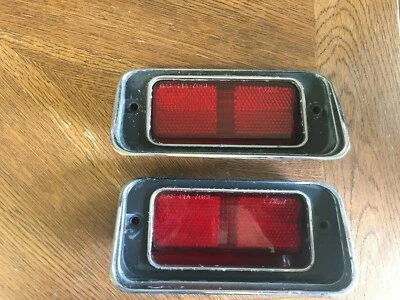 Par de biseles de lente de parachoques marcador lateral Lincoln Continental 1970-73 OEM 15A466 B8T90 Foto 1 de 4