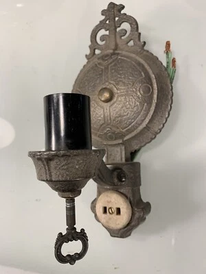 "Hermoso aplique de pared antiguo de hierro fundido con salida 4749 ~10""" Foto 1 de 4