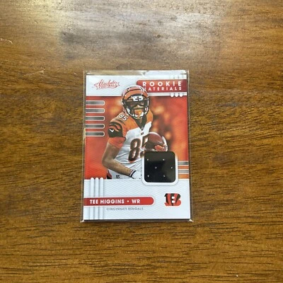 2020 Panini Absolute Football Rookie Materials Tee Higgins #10 Cincinnati Bengal - Image 1 of 4