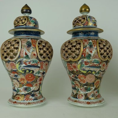 Imari Vasen antik kontinental im japanischen Stil 19. Jh. durchbohrte... - Bild 1 von 4