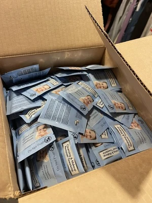 New In Box. Case of 500 Diamond Wipes Makeup Remover. Individual Wrapped. - Image 1 of 3
