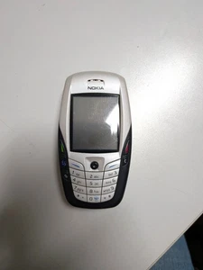 NOKIA 6600 gebraucht, läuft mit Box und Ladegerät und neuem Akku - Bild 1 von 4