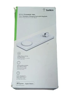 Bb. Belkin Boost Charge Pro 3-in-1 Wireless Charging Pad with MagSafe -NEW - Picture 1 of 4