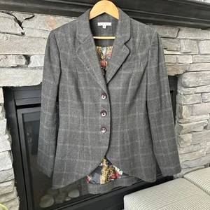 CABI Sz 10 Brown Plaid Equestrian Style Riding Blazer Jacket Wool Blend - Picture 1 of 13
