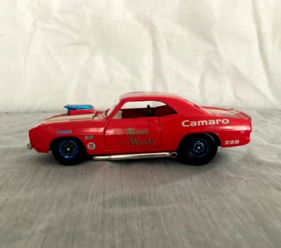 American Muscle Red 1969 Chevy Camaro Z/28 1/32 Scale Die Cast Metal - Image 1 of 4