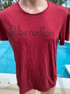 Vintage 90's United Colors of Benetton short sleeve T Shirt Mens Red L Large - Image 1 of 4