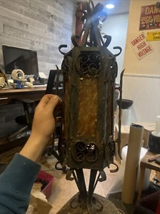 VINTAGE GOTHIC SPANISH REVIVAL WROUGHT IRON WALL SCONCE ELECTRIC LIGHT 22" - Picture 1 of 8