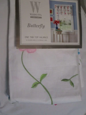 Nuevo Wamsutta Tab Top Cenefa Mariposa Colorido 50 x 16 en Flores Bordado Foto 1 de 4