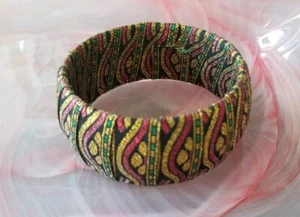 Vintage Colorful Bangle Bracelet Bold Retro Wide Ribbon Wrap Gold Red Black - Picture 1 of 6