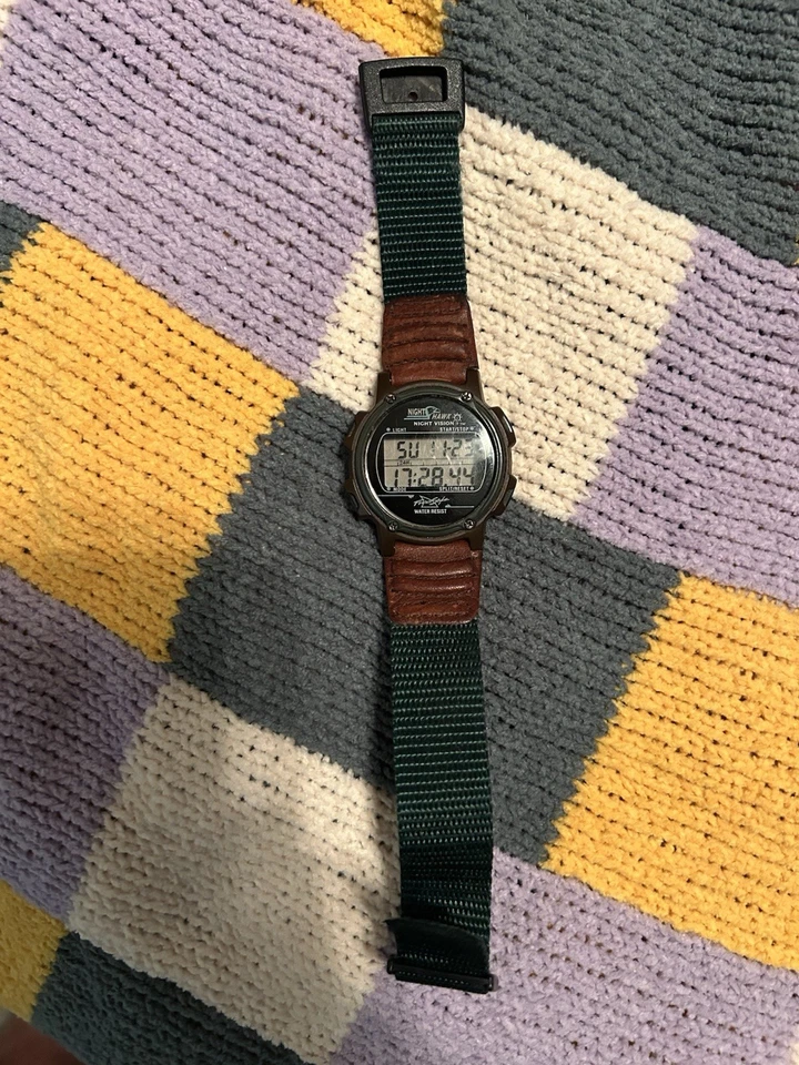 Reloj Shark Freestyle Digital Visión Nocturna Halcón Nocturno Batería Nueva Foto 1 de 3