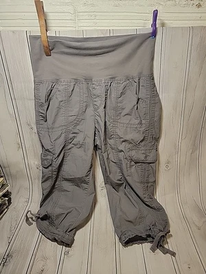 Calvin Klein Performance Quick Dry Cargo Capri High Waist Womens Grey Size Lg - Image 1 of 4