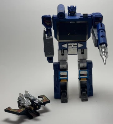Vintage G1 Transformers Deception - Soundwave w/Buzzkill *Pre Rub* - Image 1 of 4