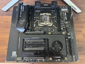 EVGA X299 ciemny, LGA2066 - Zdjęcie 1 z 1