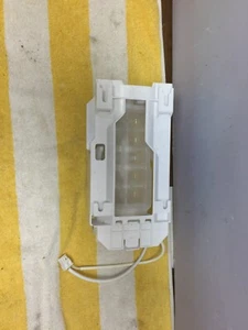 FRIGIDAIRE REFRIGERATOR ICE MAKER  243297608 free shipping - Picture 1 of 6
