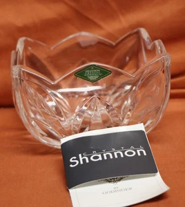 Lead Crystal Bowl from Shannon Crystal Designs Of Ireland - Square Tulip. 288d - Picture 1 of 10