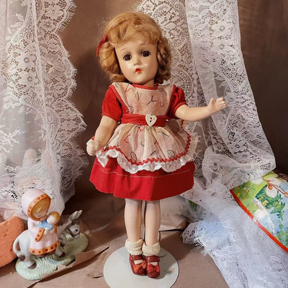 Mme Alexander Doll In Vintage Madame Alexander Dolls (1948 Mme Alexander Doll In Vintage Madame Alexander Dolls (1948