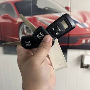 OEM Honda 4-Button Key Fob Remote 08E91-E54-1M0-01 + 2 Keys | Genuine Replacemen - Picture 1 of 8