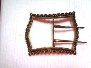 VICTORIAN STYLE GOLD TONE LARGE BELT BUCKLE LIGHT WEIGHT SIZE 5 X 4 - Picture 1 of 4