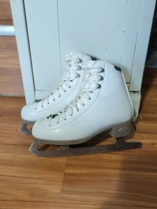 Riedell Emerald Figure Skates With Luna Blade Size 1 - Picture 1 of 11