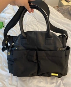 Skip Hop Baby Wickeltasche Umhängetasche schwarz organisiert viele Taschen - Bild 1 von 7
