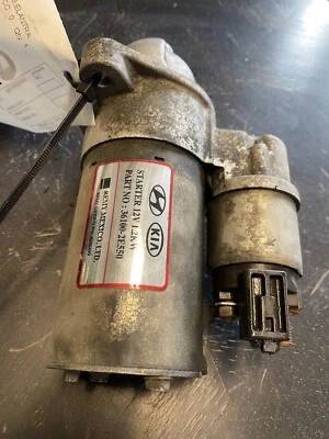 Hyundai Elantra 2013 motor de arranque Foto 1 de 2