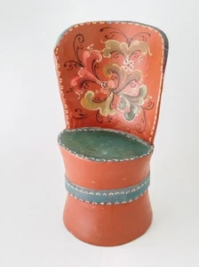 Sedia cubo Kubbestol arte popolare norvegese vintage fatta a mano - mini sgabello in legno norvegese - Foto 1 di 8