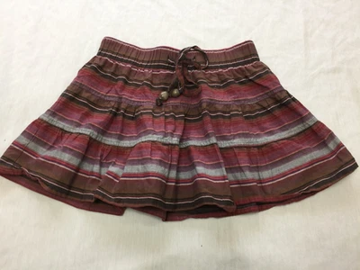 SAIA FEMININA CHARLOTTE RUSSE TAMANHO P - Imagem 1 de 4