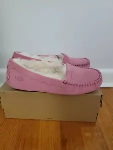 Ugg Women's Scalloped Moc slippers size US 7 Color wild berry - Picture 1 of 9