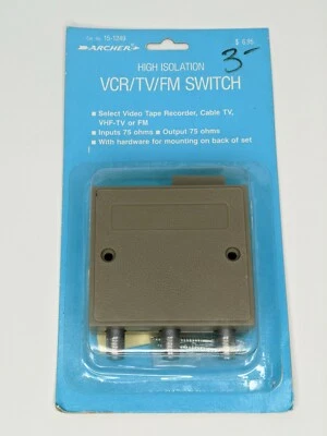 Vintage Archer Radio Shack TV/VCR/FM Switch A B Push Button 15-1249 - Image 1 of 4