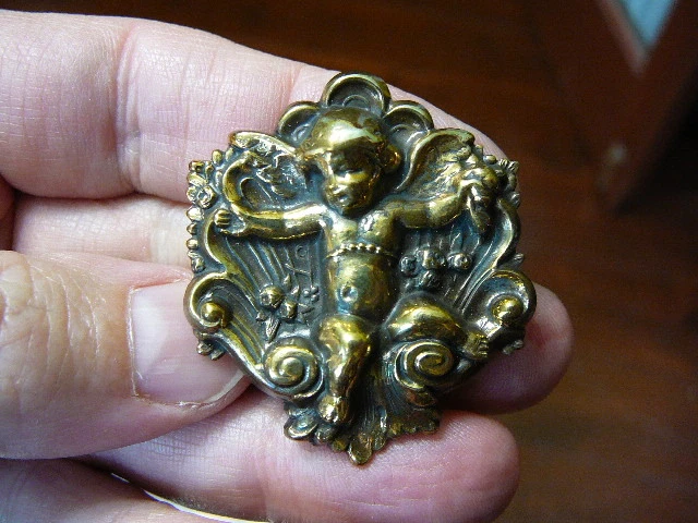 (b-ang-3) Querubín Ángel Cupido LATÓN Pin Colgante Broche Joyería Foto 1 de 1