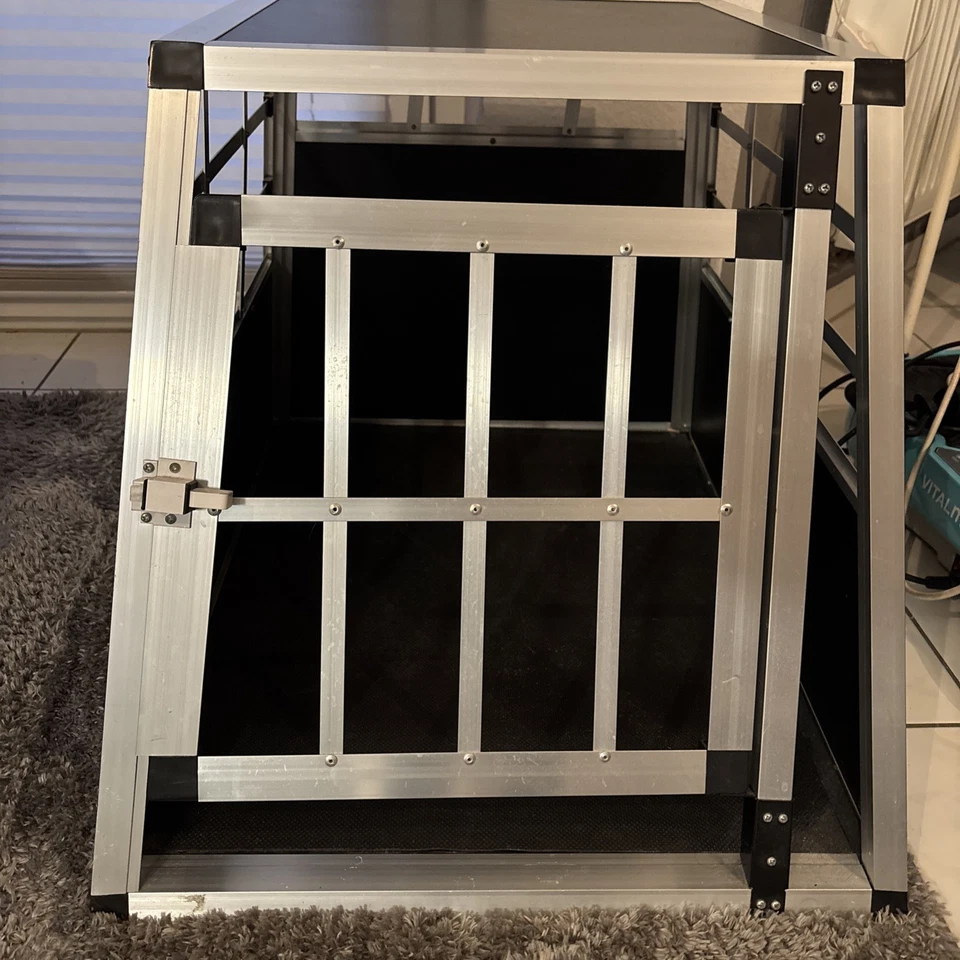 Autobox für Hunde - Bild 1 von 4