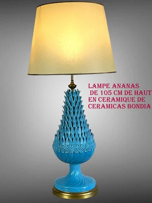 LAMPE ANANAS DE 1,05 M EN CERAMIQUE TURQUOISE SUR SOCLE EN BOIS DORÉ  ANNÉES  50 - Photo 1/4
