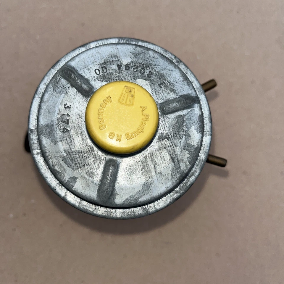 107 116 123 450SE 450SEL 450SL 450SLC 280SEL 280E 280CE VÁLVULA EGR 0001404560 Foto 1 de 4