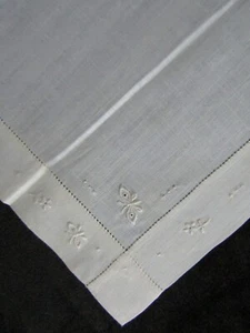 Vintage Embroidery Hankie Butterfliy Flowers Emb Handkerchief Hanky 1295 - Picture 1 of 9