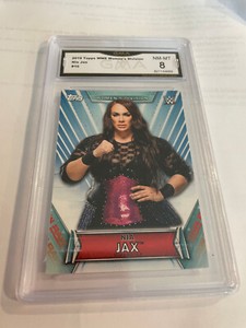 NIA JAX 2019 TOPPS WWE WOMEN'S DIVISION # 10 GRADED 8 L@@@K
