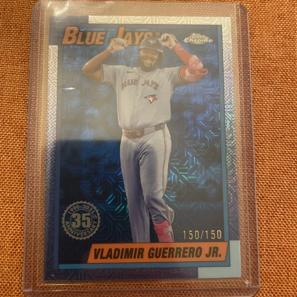 2025 Topps Series 1 1990 Topps Chrome Silver Pack Vladimir Guerrero Jr. #T90C-30 - Image 1 of 2