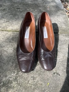 Vintage Etienne Aigner Leather Heels - Picture 1 of 4