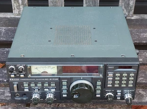 Icom IC-R71E Radio Amateur HF Ondes Courtes Récepteur Couverture Générale - Photo 1/8