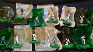 Single Figure YOU PICK! - 2005 Sportsclix MLB Baseball Figure by Wizkids - Picture 1 of 2