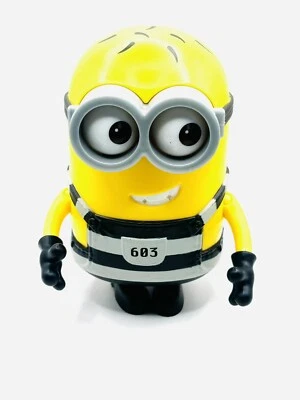 Boneco Thinkway Toys Despicable Me 3 filme Talking Jail Time Tom  - Imagem 1 de 4