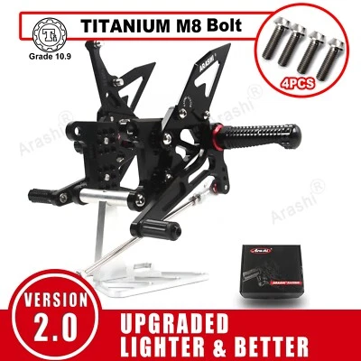 Reposapiés de carreras para Triumph Speed Triple 1050 2005-2010 + pernos M8 Foto 1 de 4