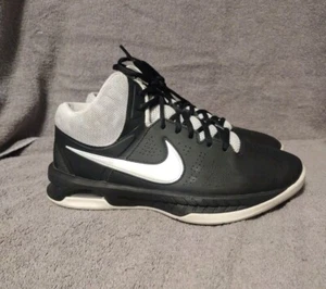 Nike Air Visi Pro 6 Womens 7.5 Low Basketball Shoe Sneaker Black Gray 749169-002 - Picture 1 of 12