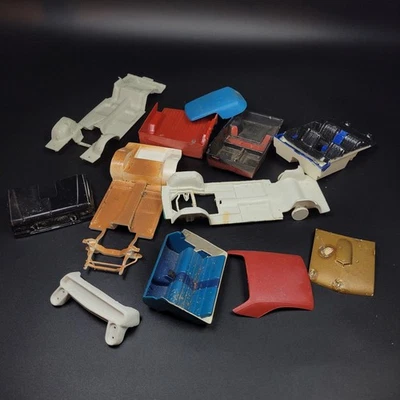 1/25 Scale Junkyard Parts  Plastic Diorama  - Image 1 of 4