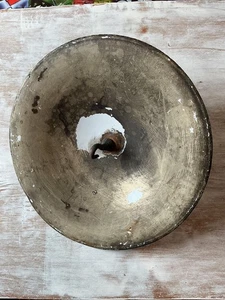 Granero industrial esmaltado de metal de 12 pulgadas tono claro azul exterior blanco interior vintage - Imagen 1 de 4