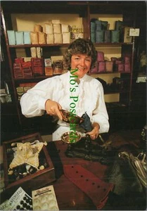 Museum Postcard - Black Country Living Museum, Gregory's General Store RR18547 - Picture 1 of 2