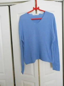 TERRYL---CASHMERE HEATHER BLUE V-NECK SWEATER---LARGE  - Picture 1 of 1