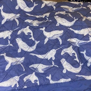 Aden Anais Toddler-Bed Weighted Blanket 2.65 lbs Whale Watching EUC Blue White - Picture 1 of 5